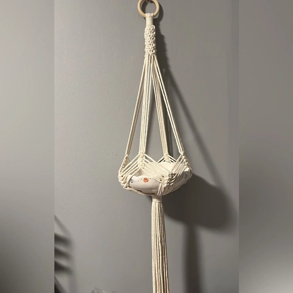 Cream Macramé plant holder